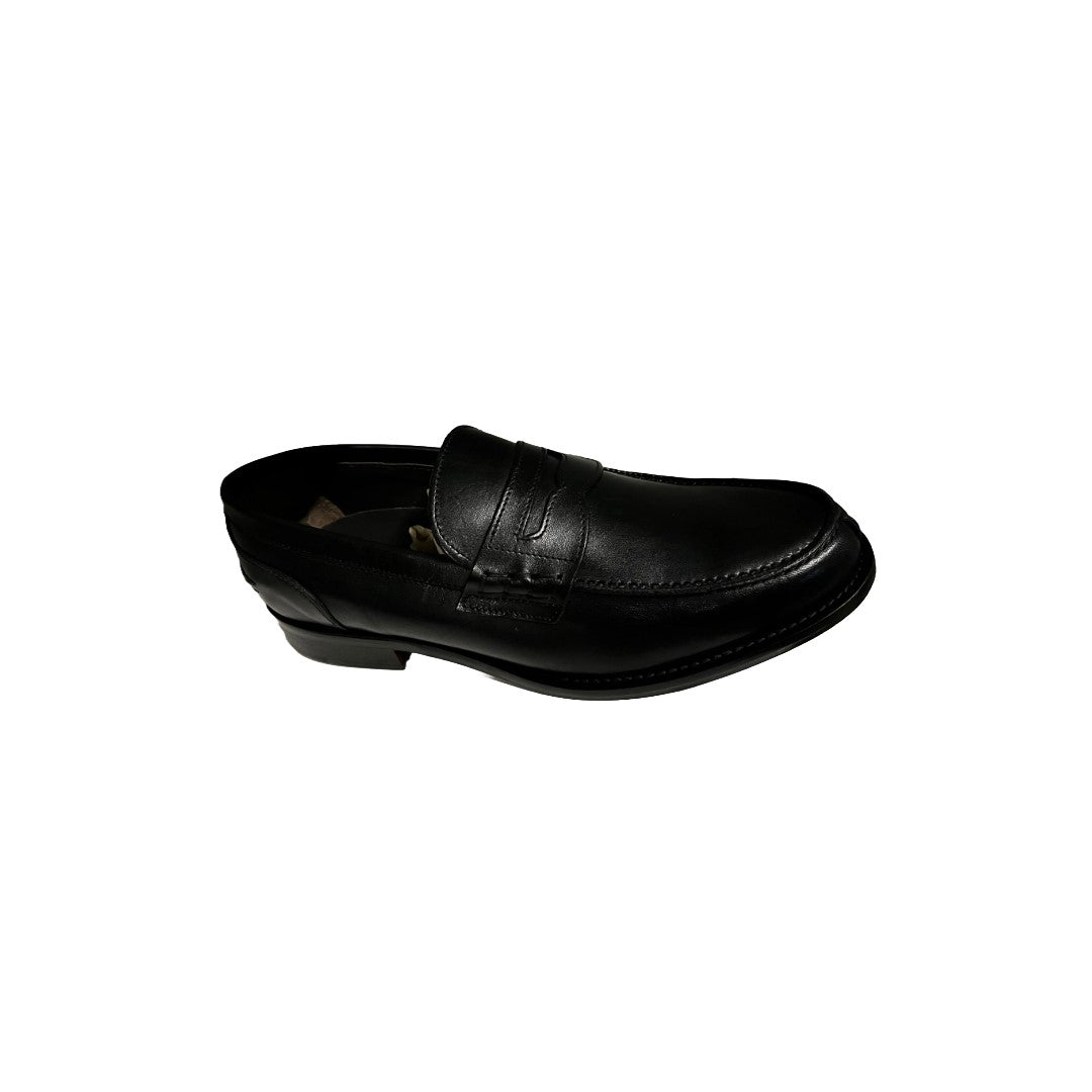 Black moccasin size 42